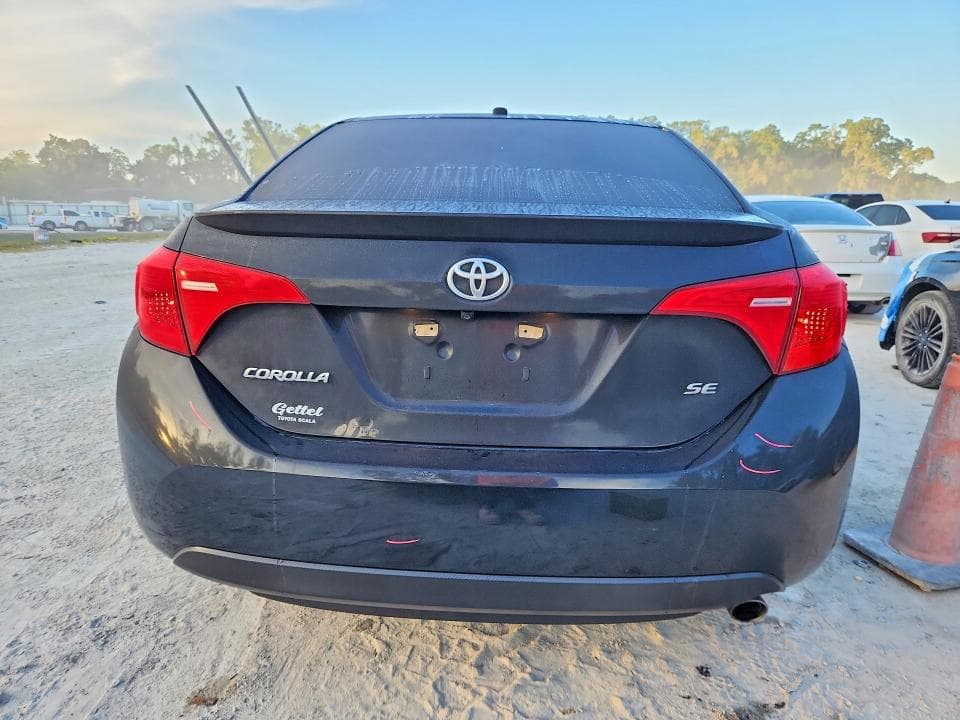 2018 TOYOTA COROLLA SE 6