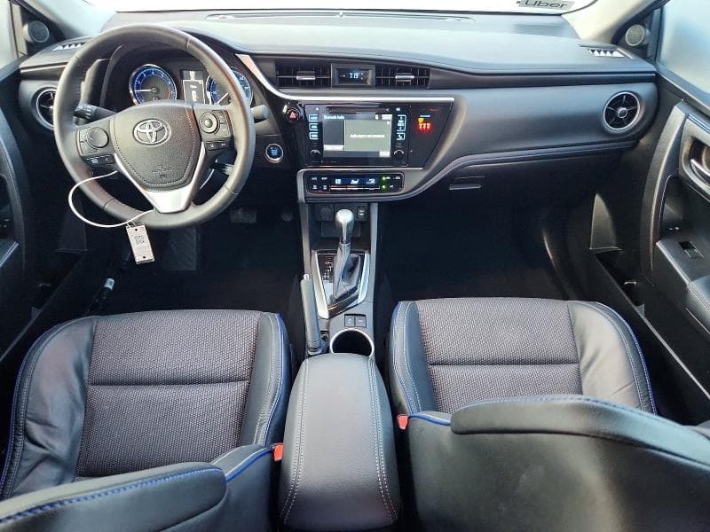 2018 TOYOTA COROLLA SE 8