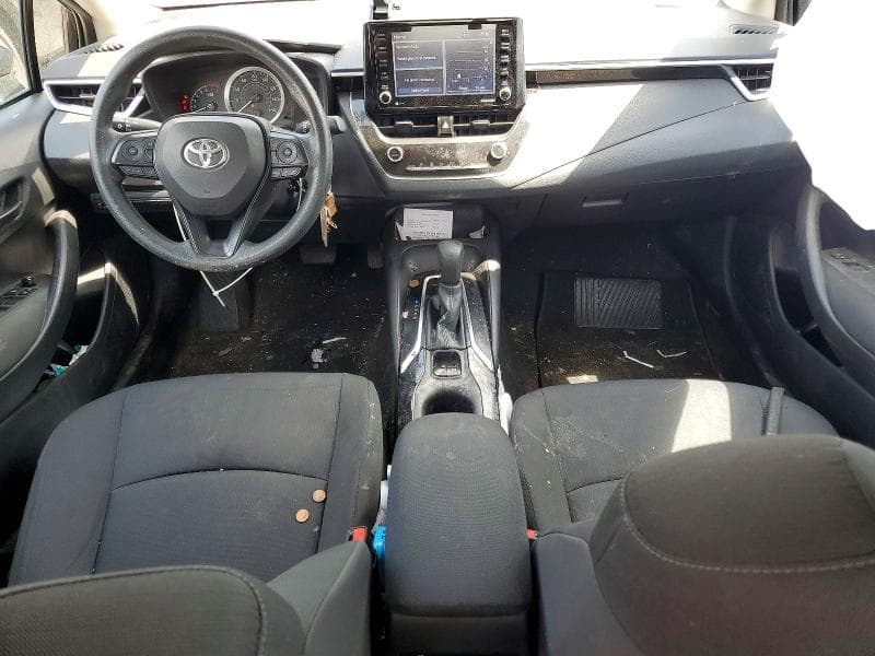 2022 TOYOTA COROLLA LE 8