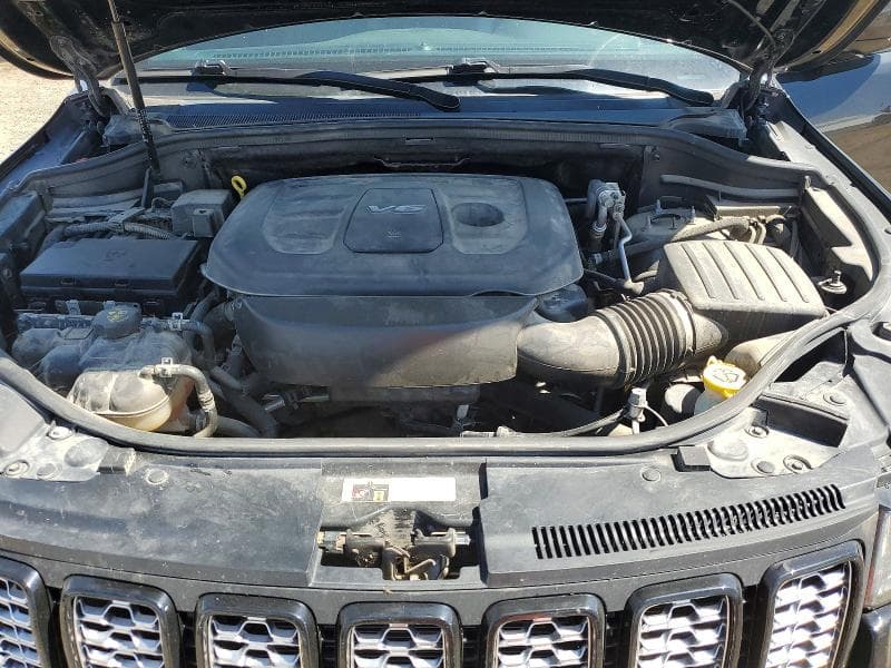 2017 JEEP GRAND CHEROKEE LAREDO 12