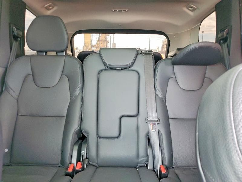 2024 VOLVO XC90 CORE 10