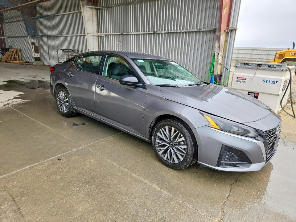 2025 NISSAN ALTIMA SV SV 5