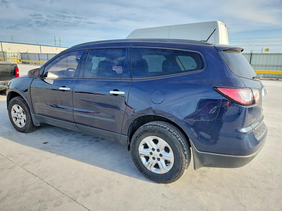 2017 CHEVROLET TRAVERSE LS 2