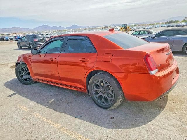 2020 CHRYSLER 300 TOURING 2