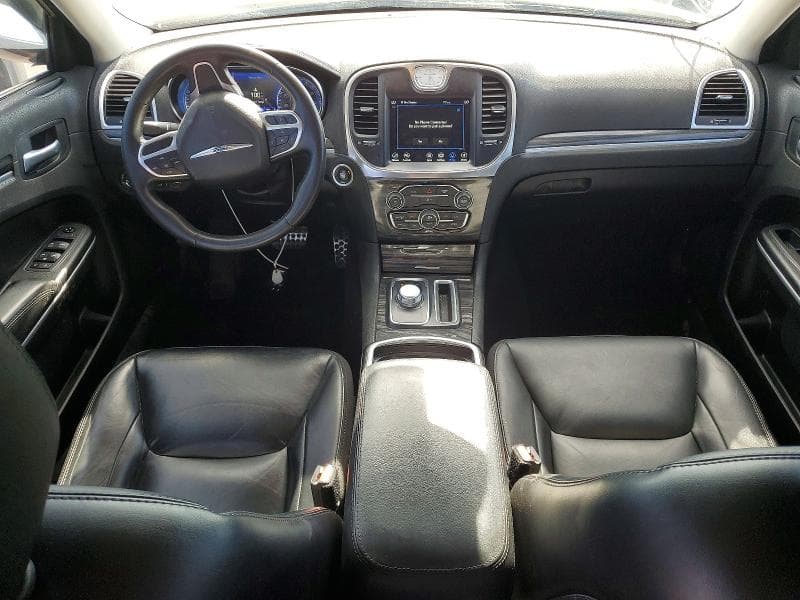 2020 CHRYSLER 300 TOURING 8