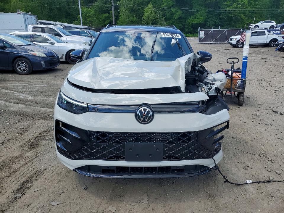 2026 VOLKSWAGEN TIGUAN SE R-LINE BLACK SE R-LINE BLACK 5