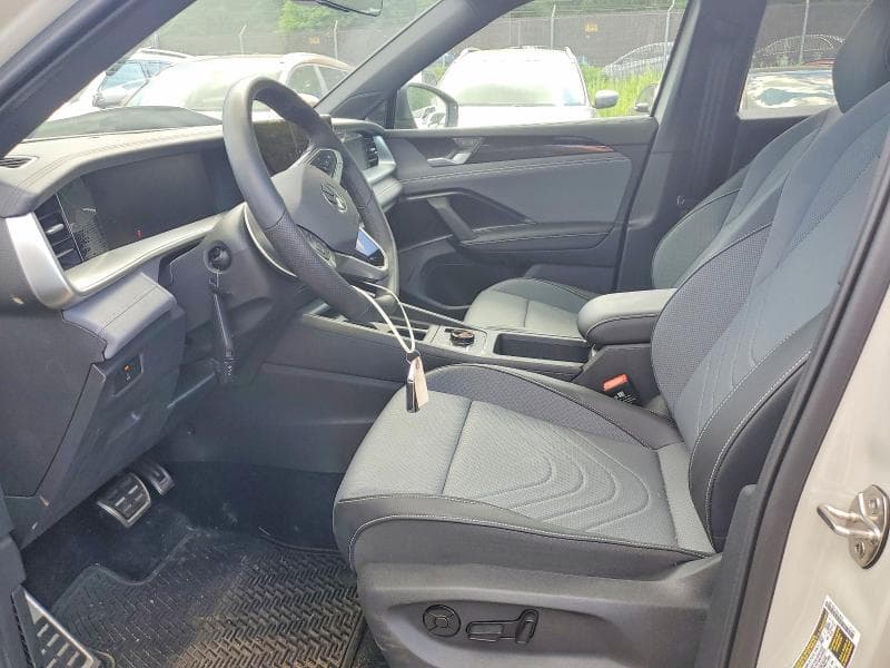 2026 VOLKSWAGEN TIGUAN SE R-LINE BLACK SE R-LINE BLACK 7