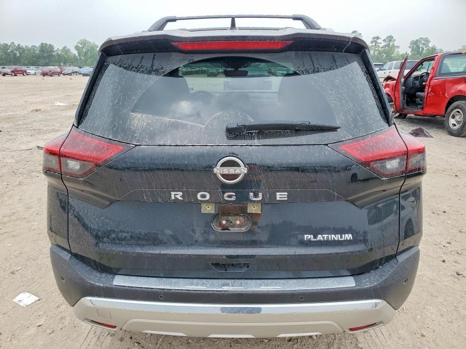 2022 NISSAN ROGUE PLATINUM PLATINUM 7