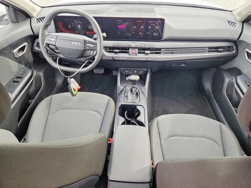 2026 KIA K4 LXS 8
