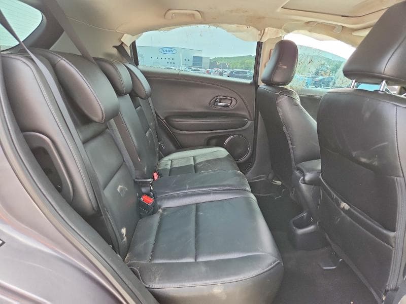 2017 HONDA HR-V EXL 10