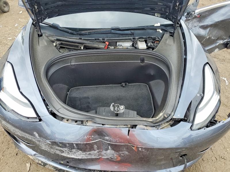 2018 TESLA MODEL 3 11