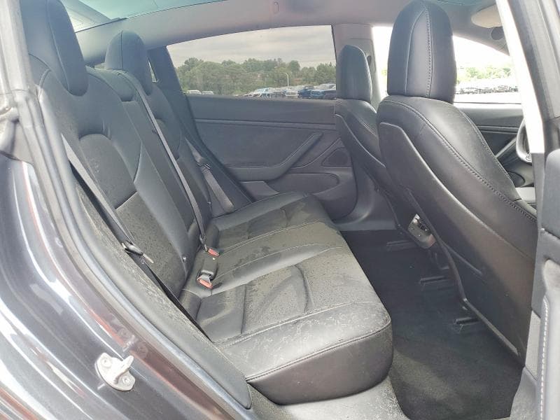 2018 TESLA MODEL 3 10