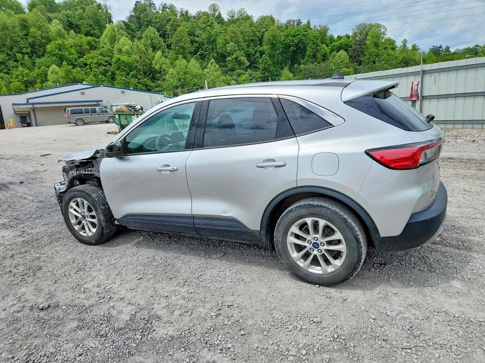 2020 FORD ESCAPE SE 2