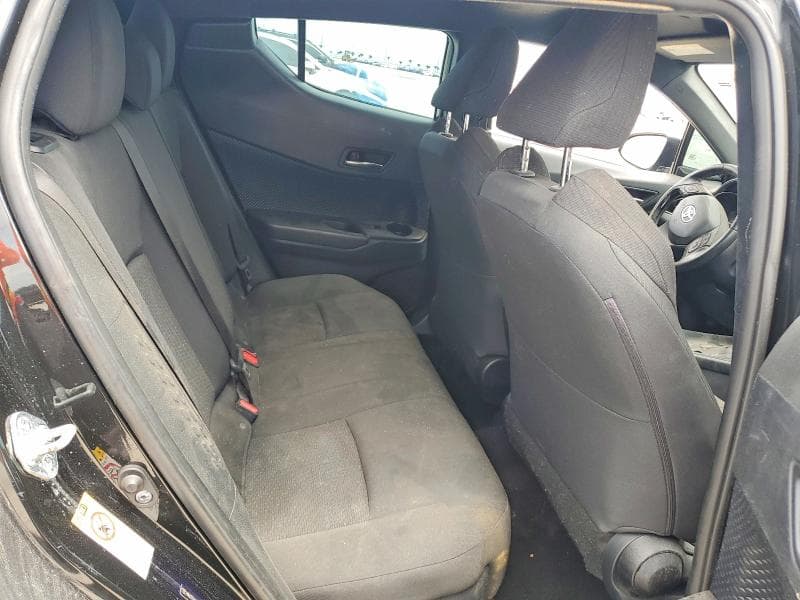 2018 TOYOTA C-HR XLE XLE 12