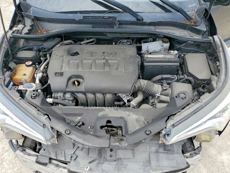 2018 TOYOTA C-HR XLE XLE 13