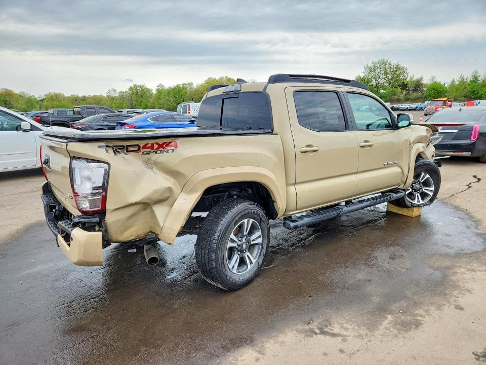2017 TOYOTA TACOMA TRD SPORT 3
