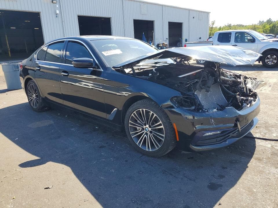 2018 BMW 530 XI 4