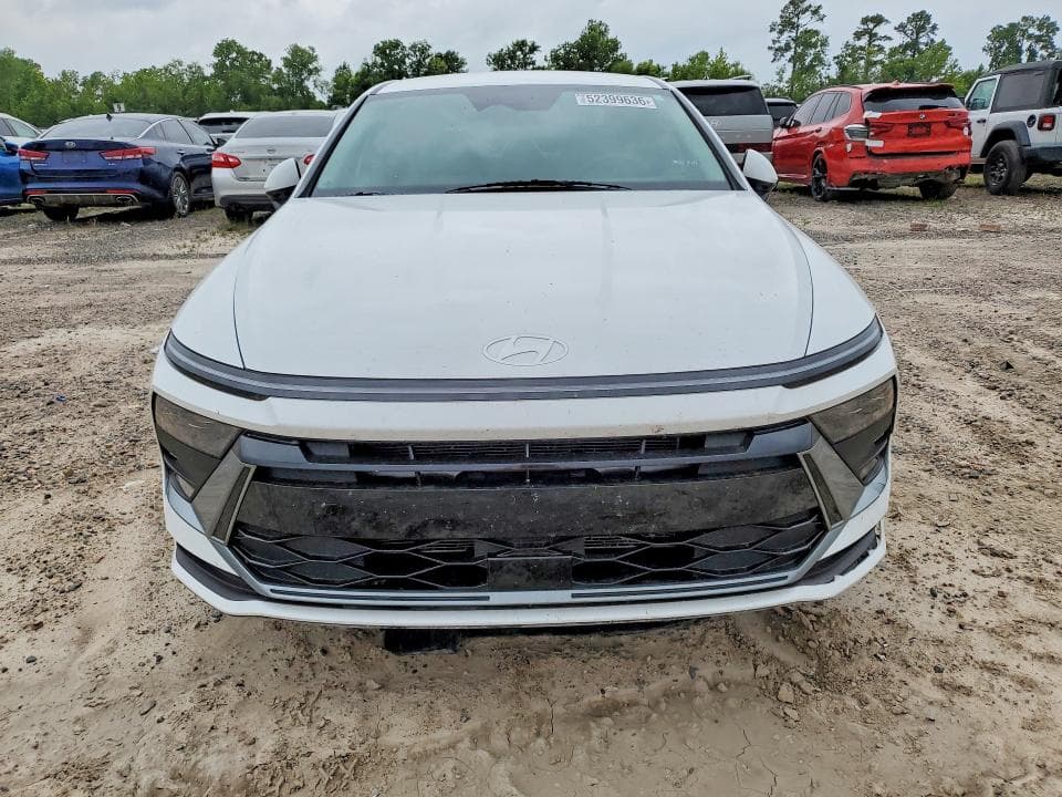 2025 HYUNDAI SONATA SE 5