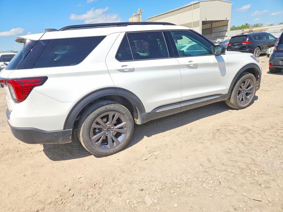 2025 FORD EXPLORER ACTIVE 3