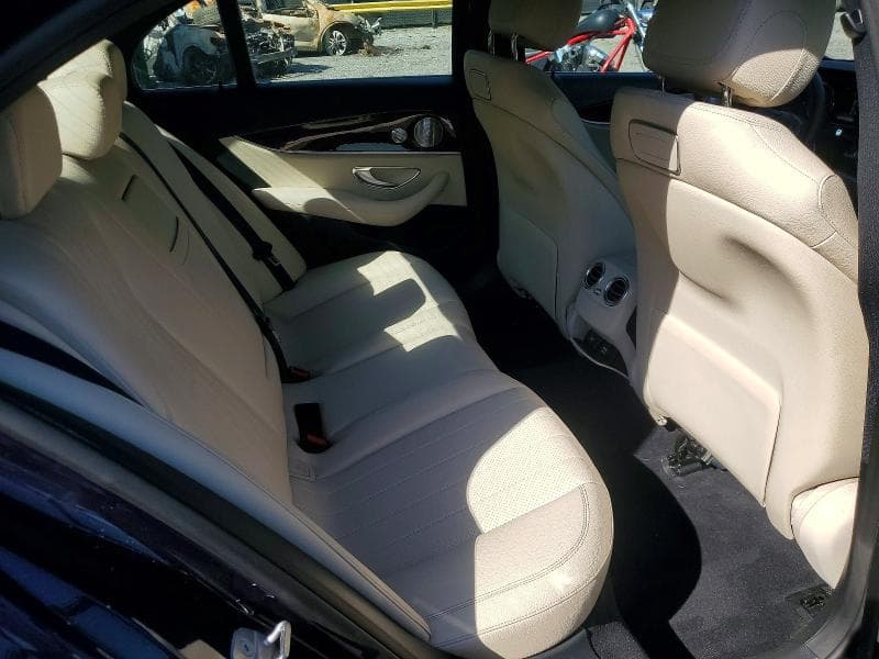 2018 MERCEDES-BENZ E 300 4MATIC 10