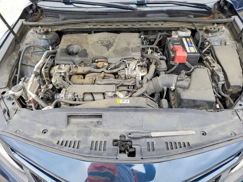 2019 TOYOTA CAMRY SE 11