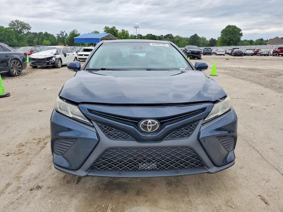 2019 TOYOTA CAMRY SE 5