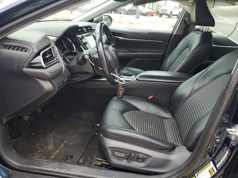 2019 TOYOTA CAMRY SE 7