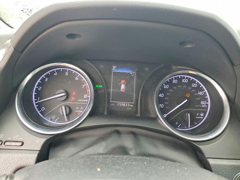 2019 TOYOTA CAMRY SE 9