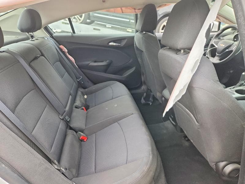 2018 CHEVROLET CRUZ 10