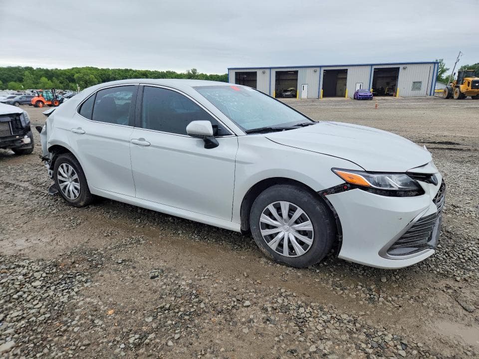 2022 TOYOTA CAMRY LE LE 4