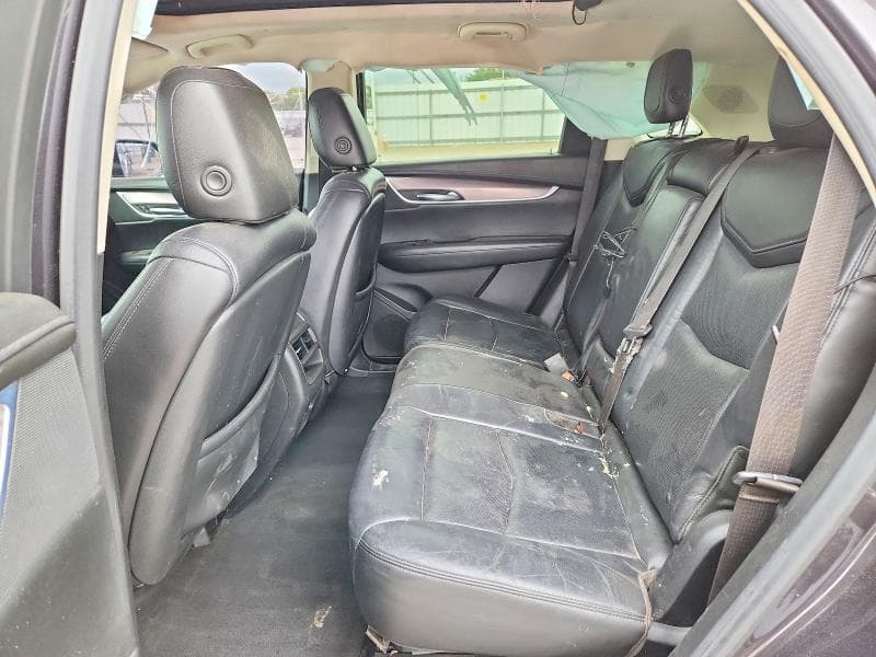 2018 CADILLAC XT5 LUXURY 11