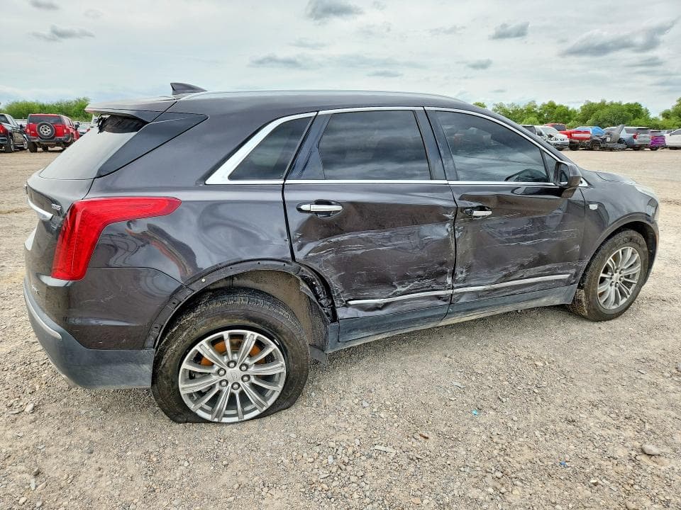 2018 CADILLAC XT5 LUXURY 3