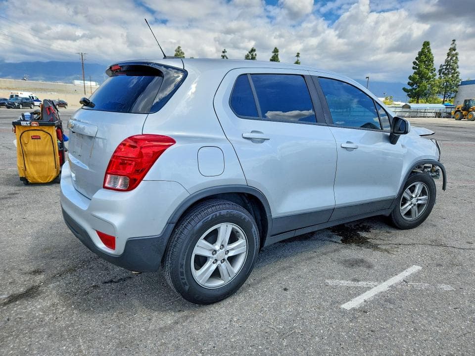 2020 CHEVROLET TRAX LS 3
