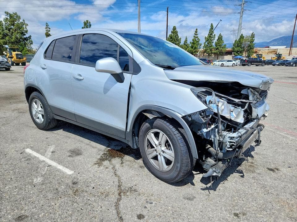 2020 CHEVROLET TRAX LS 4