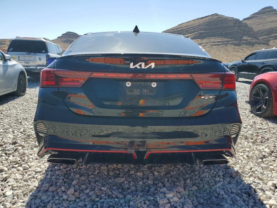 2023 KIA FORTE GT 6