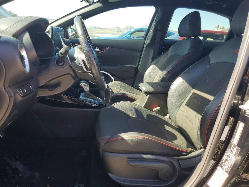 2023 KIA FORTE GT 7