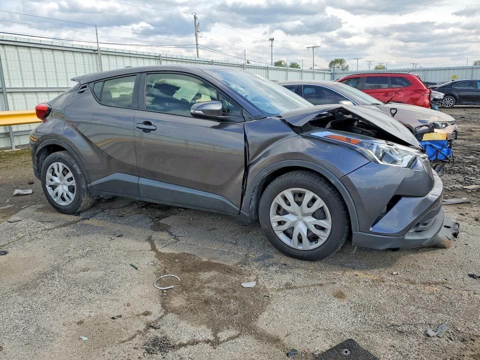2019 TOYOTA C-HR LE LE 4