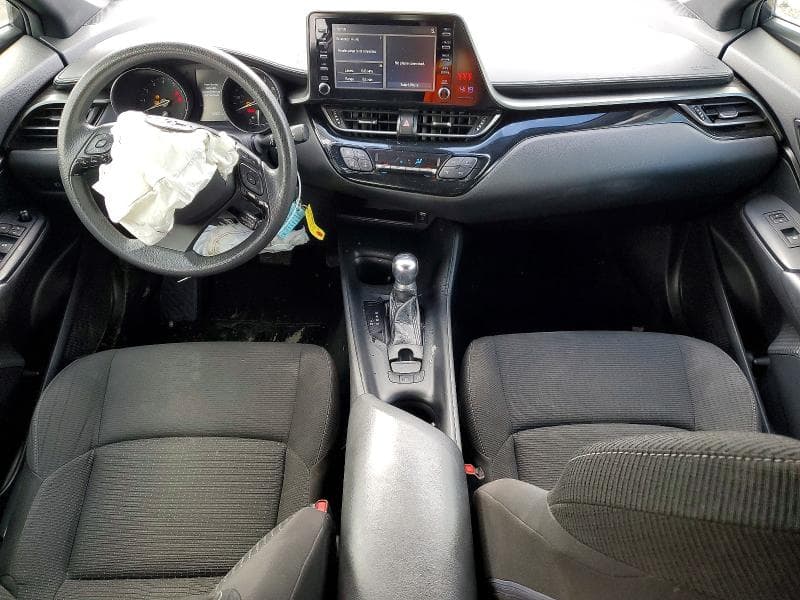 2019 TOYOTA C-HR LE LE 8