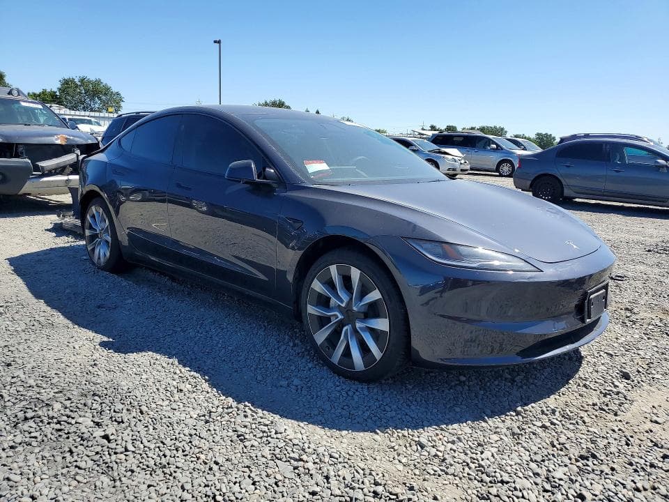 2025 TESLA MODEL 3 4