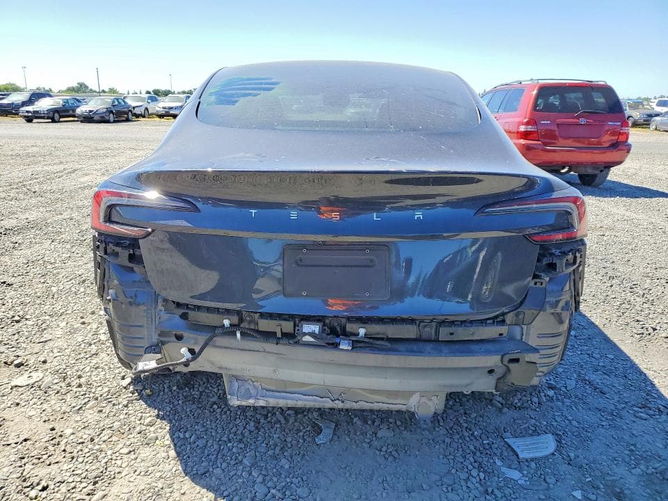2025 TESLA MODEL 3 6