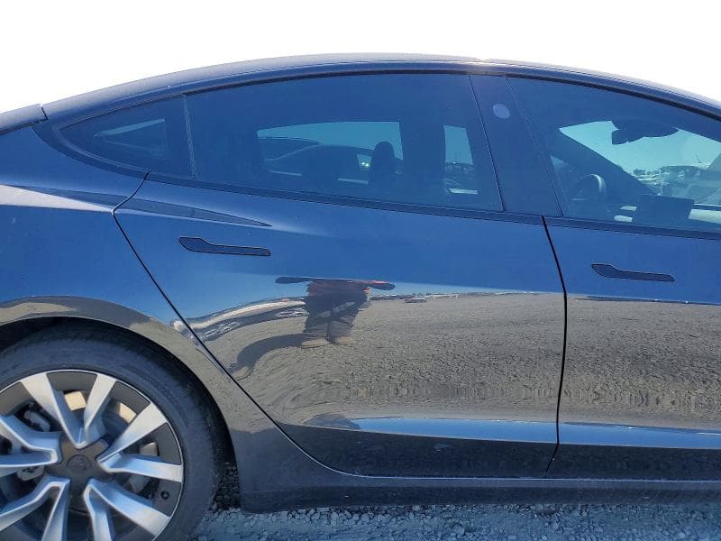 2025 TESLA MODEL 3 10