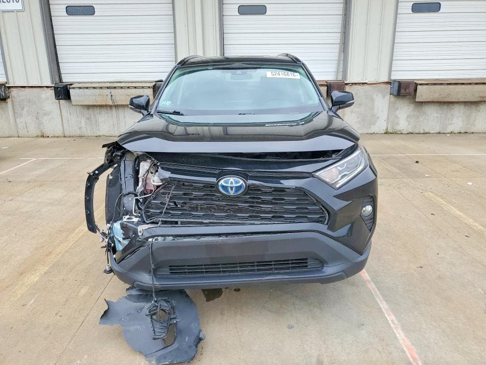 2020 TOYOTA RAV4 HYBRID XLE 5