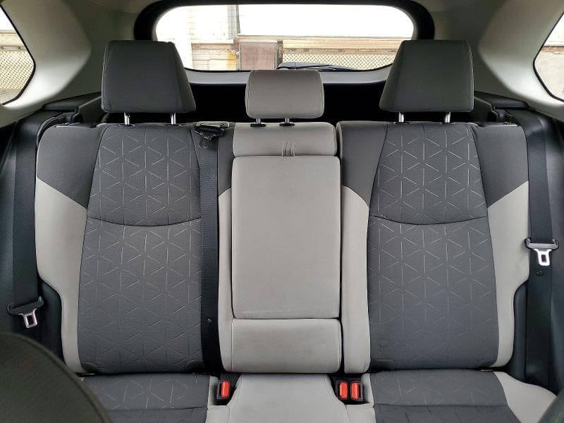 2020 TOYOTA RAV4 HYBRID XLE 10