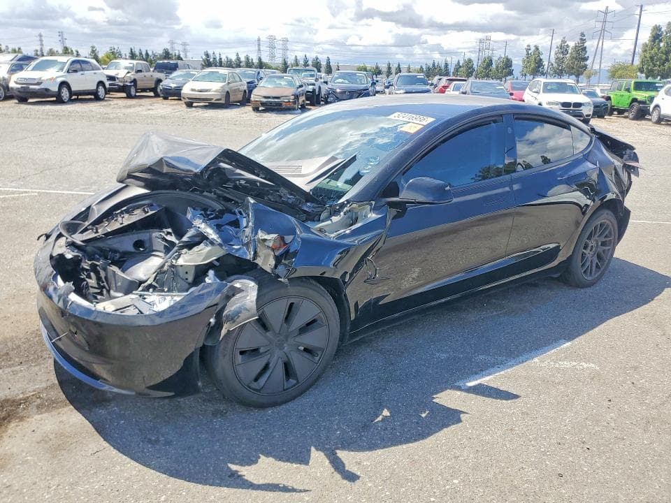 2025 TESLA MODEL 3 - 1