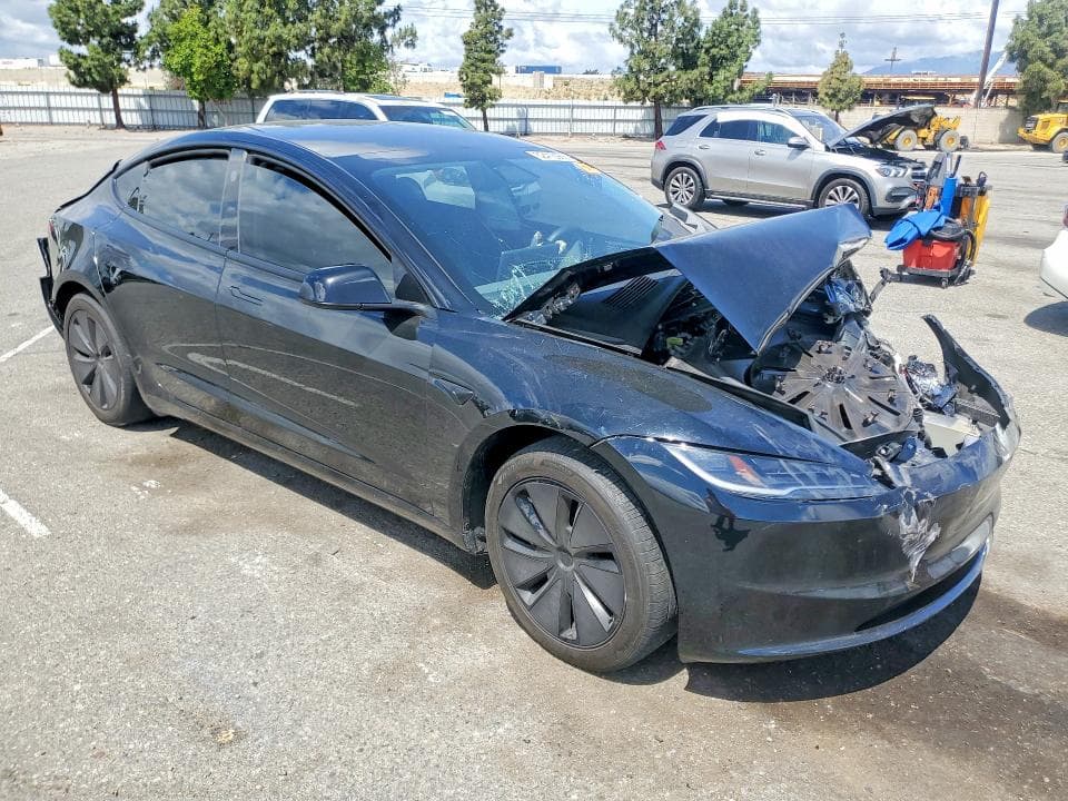 2025 TESLA MODEL 3 4