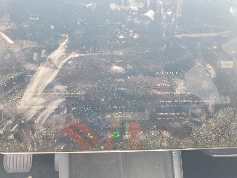 2025 TESLA MODEL 3 9