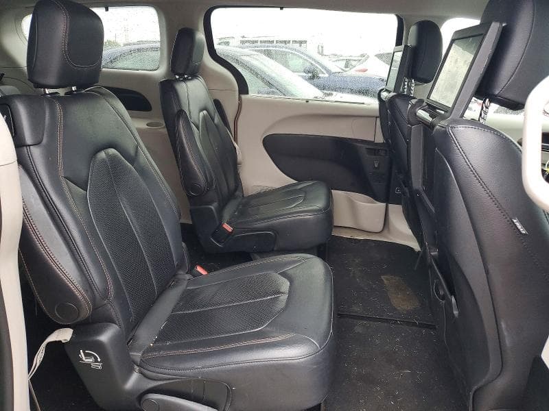 2018 CHRYSLER PACIFICA TOURING L PLUS 11