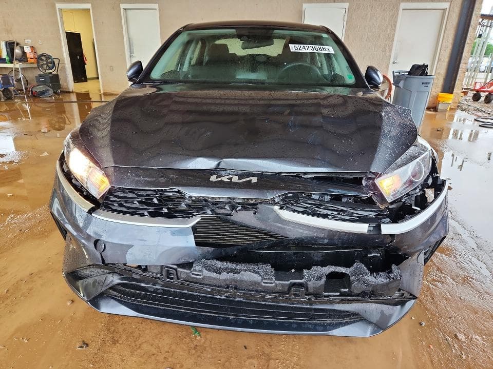 2024 KIA FORTE LXS 5