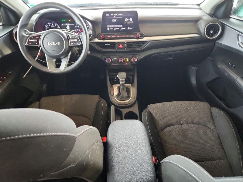 2024 KIA FORTE LXS 8