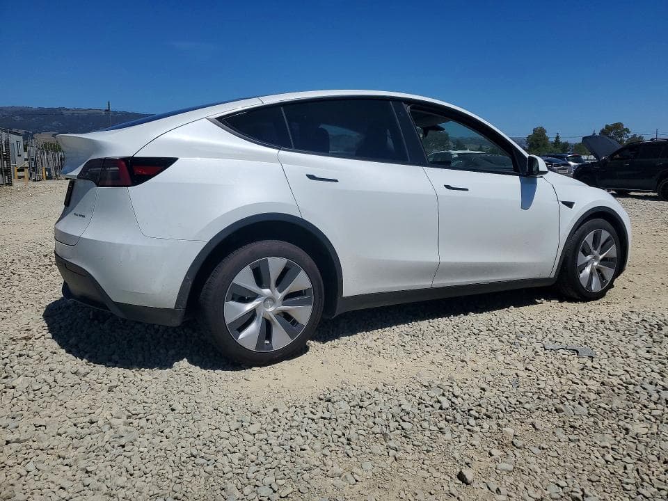 2023 TESLA MODEL Y 3